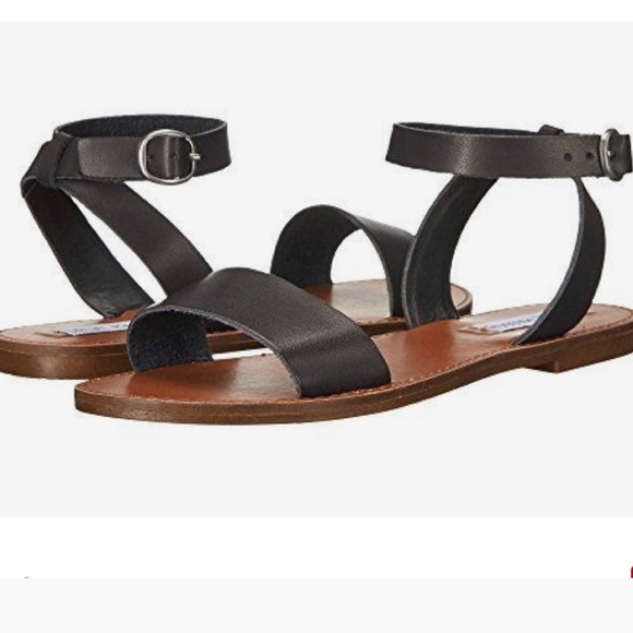 Steve Madden Shoes - Steve Madden Dairr black sandals size 7 NEW